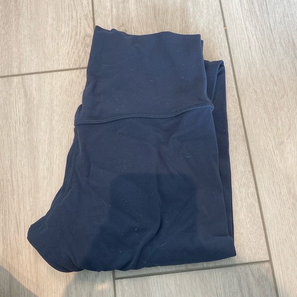 lululemon shadow blue aligns 25" - Picture 2 of 3